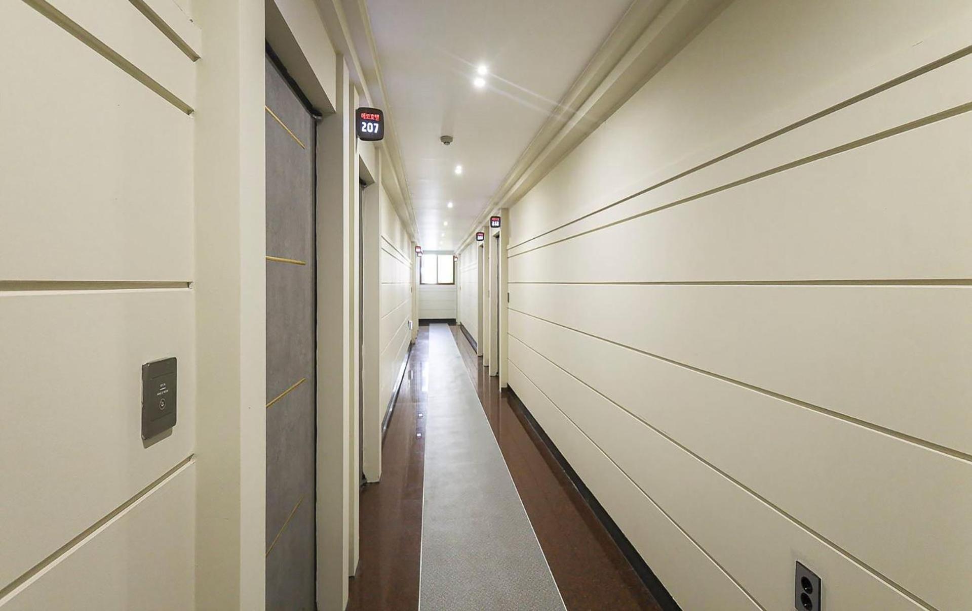 Eco Hotel Мокпо Экстерьер фото
