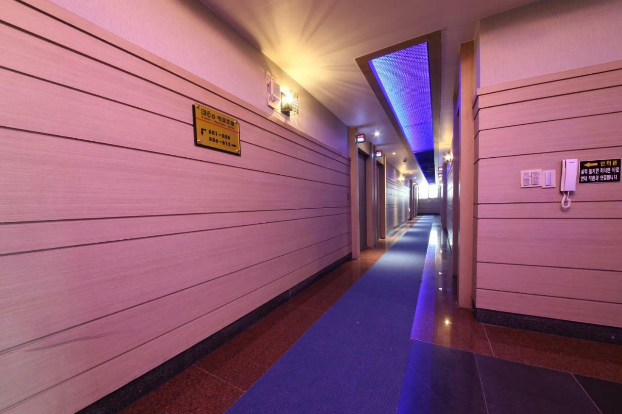 Eco Hotel Мокпо Экстерьер фото